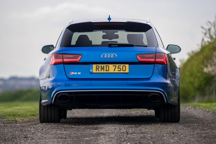  Audi RS6 Avant Performance (4G, C7) 2016 года  (UK) (фото 24 из 24)